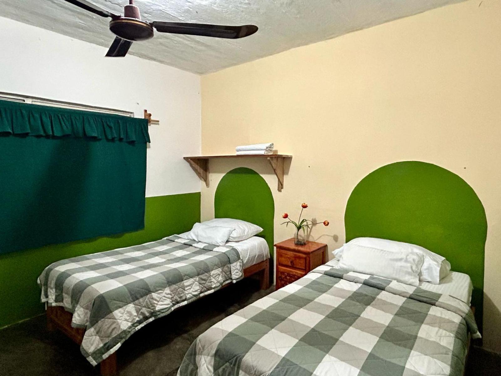 Hostal Pakal King Palenque Esterno foto