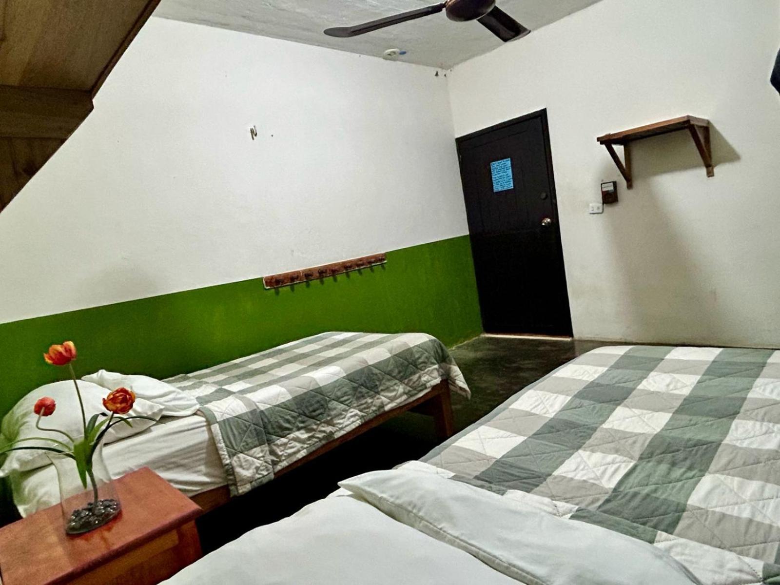 Hostal Pakal King Palenque Esterno foto